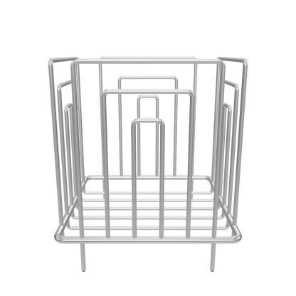 Eine 3D Ansicht eines Gästehandtuchkorbs als Standmodell aus Messing mit glänzend verchromter Oberfläche. 