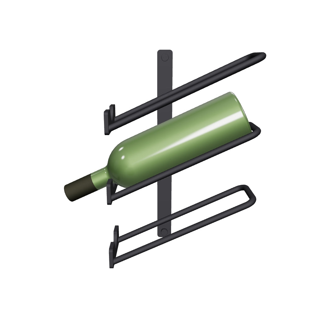In einer 3D Ansicht sieht man ein schwarz, mattes Weinregal zur Wandmontage mit drei Ablagen für Weinflaschen; auf dem Bild ist eine grüne Weinflasche in der Halterung eingelegt.